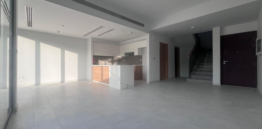 Villa en Dubai, 3 dormitorios, 161 m², № 22453