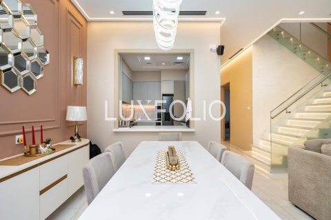 Townhouse in Al Furjan, Dubai 3 bedrooms, 255 sq.m. № 45452 - photo 3