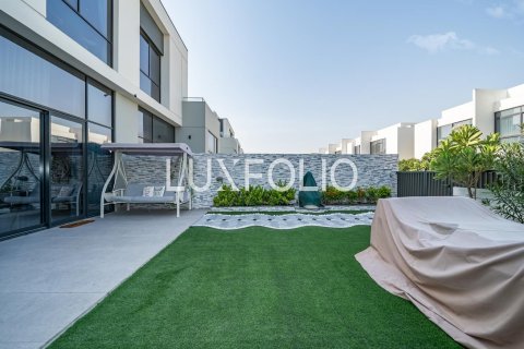 Townhouse in Al Furjan, Dubai 3 bedrooms, 255 sq.m. № 45452 - photo 20