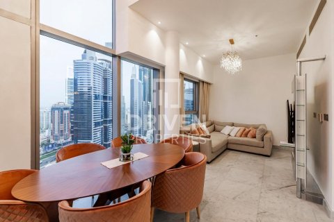 Duplex in Central Park Tower, DIFC, Dubai 2 bedrooms, 165 sq.m. № 66418 - photo 2