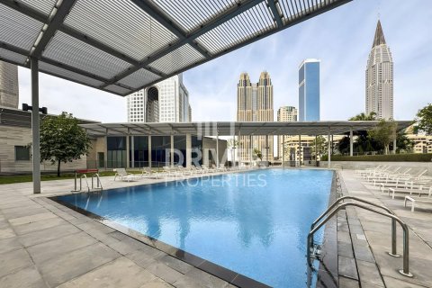 Duplex in Central Park Tower, DIFC, Dubai 2 bedrooms, 165 sq.m. № 66418 - photo 20