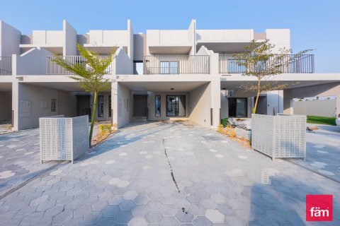 Adosado en Dubai Hills Estate, Dubai, 2 dormitorios, 105.1 m², № 47745 - foto 1