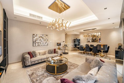 Villa in Dubai 4 bedrooms, 174.7 sq.m. № 77014 - photo 6