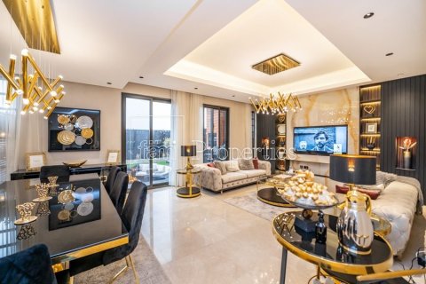 Villa in Dubai 4 bedrooms, 174.7 sq.m. № 77014 - photo 7