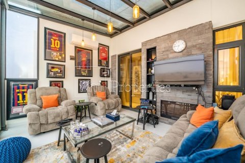 Villa in Dubai 4 bedrooms, 174.7 sq.m. № 77014 - photo 24