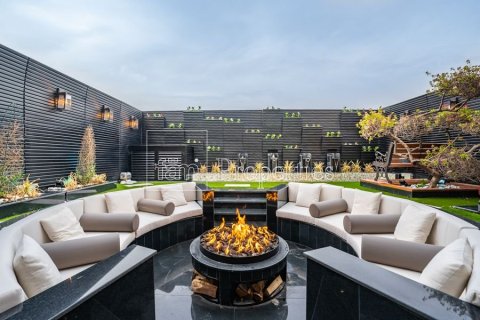 Villa in Dubai 4 bedrooms, 174.7 sq.m. № 77014 - photo 1