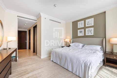 Снять в аренду квартиру в The Address Residence Fountain Views, Даунтаун Дубай (Даунтаун Бурдж Дубай), Дубай: 2 спальни, 127м², № 20864 - фото 8