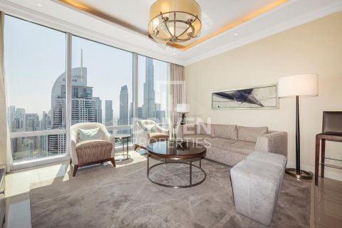 Снять в аренду квартиру в The Address Residence Fountain Views, Даунтаун Дубай (Даунтаун Бурдж Дубай), Дубай: 2 спальни, 127м², № 20864 - фото 1