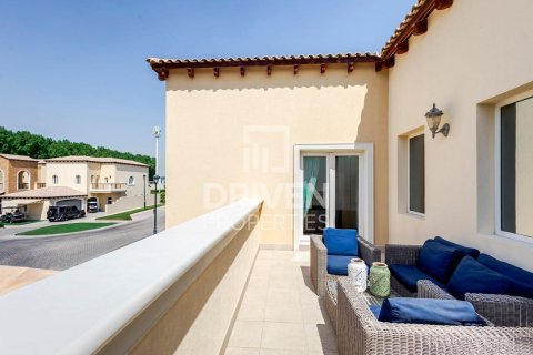 Villa en Jumeirah Golf Estates, Dubai, 5 dormitorios, 871 m², № 20865 - foto 8