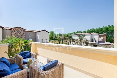 Villa en Jumeirah Golf Estates, Dubai, 5 dormitorios, 871 m², № 20865 - foto 21