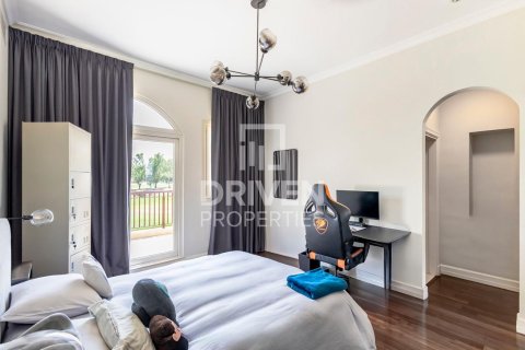 Villa en Jumeirah Golf Estates, Dubai, 5 dormitorios, 871 m², № 20865 - foto 23
