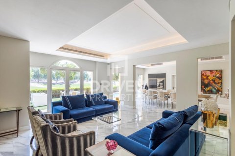 Villa en Jumeirah Golf Estates, Dubai, 5 dormitorios, 871 m², № 20865 - foto 2