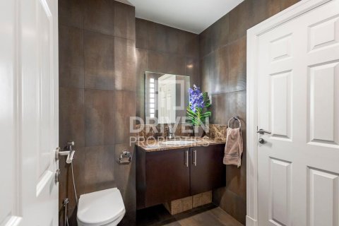 Villa en Jumeirah Golf Estates, Dubai, 5 dormitorios, 871 m², № 20865 - foto 9