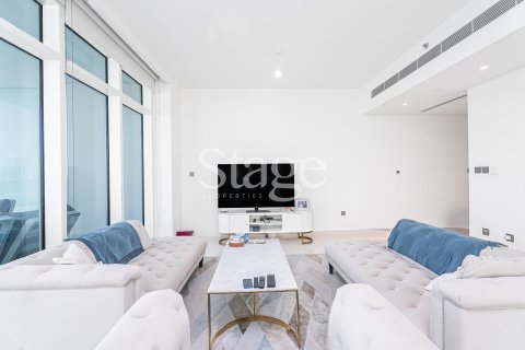 Apartment in EMAAR Beachfront, Dubai Harbour, Dubai 3 bedrooms, 195 sq.m. № 122248 - photo 5