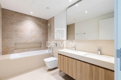 Apartment in Zabeel, Dubai 2 bedrooms, 101.36 sq.m. № 135712 - photo 6