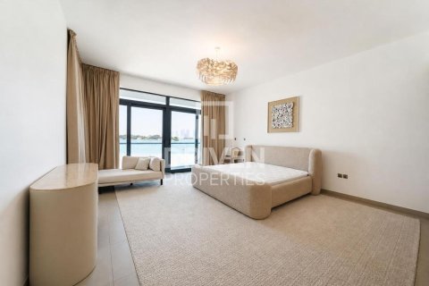 Villa in Palma Residences, Palm Jumeirah, Dubai 5 bedrooms, 478.45 sq.m. № 135718 - photo 16