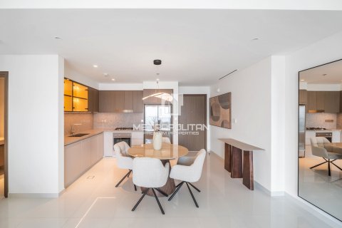 Apartamento en EMAAR Beachfront, Dubai Harbour, Dubai, 2 dormitorios, 128 m², № 15674 - foto 4