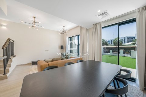 Townhouse in Park Residences, DAMAC Hills (Akoya by DAMAC), Dubai 4 bedrooms, 180 sq.m. № 15675 - photo 3