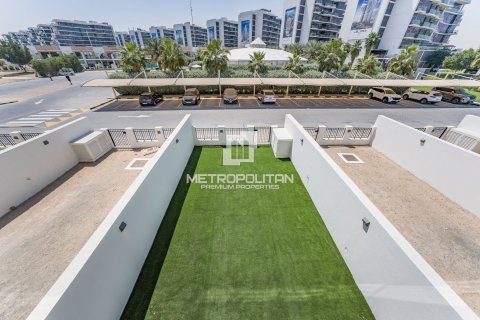 Townhouse in Park Residences, DAMAC Hills (Akoya by DAMAC), Dubai 4 bedrooms, 180 sq.m. № 15675 - photo 16
