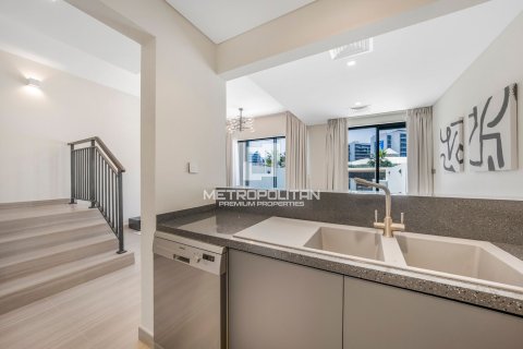 Townhouse in Park Residences, DAMAC Hills (Akoya by DAMAC), Dubai 4 bedrooms, 180 sq.m. № 15675 - photo 18