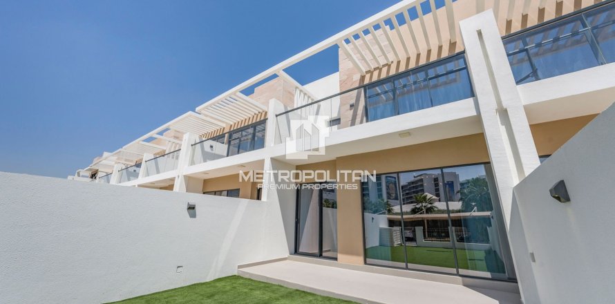 Townhouse in Park Residences, DAMAC Hills (Akoya by DAMAC), Dubai 4 bedrooms, 180 sq.m. № 15675