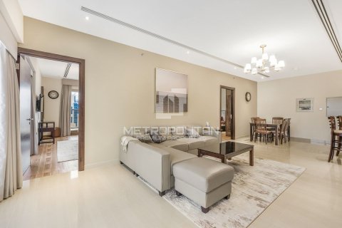 Купить квартиру в Elite Downtown, Даунтаун Дубай (Даунтаун Бурдж Дубай), Дубай: 2 спальни, 127м², № 15670 - фото 1