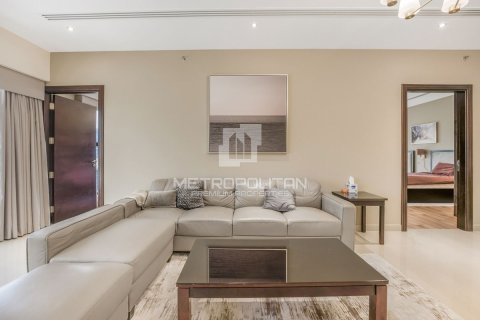 Купить квартиру в Elite Downtown, Даунтаун Дубай (Даунтаун Бурдж Дубай), Дубай: 2 спальни, 127м², № 15670 - фото 3