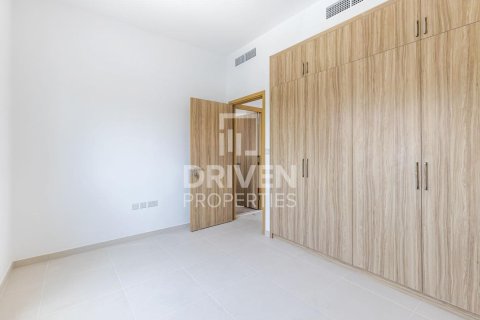 Villa in Amaranta, Dubai Land, Dubai 4 bedrooms, 330.36 sq.m. № 135905 - photo 6