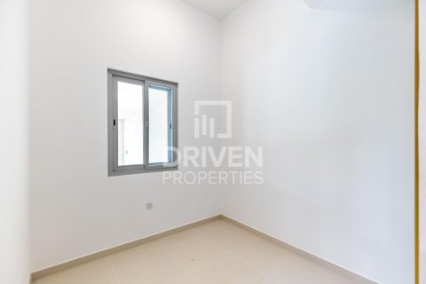 Villa in Amaranta, Dubai Land, Dubai 4 bedrooms, 330.36 sq.m. № 135905 - photo 7