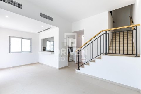 Villa in Amaranta, Dubai Land, Dubai 4 bedrooms, 330.36 sq.m. № 135905 - photo 20