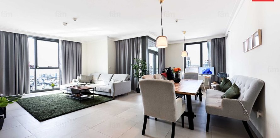 Квартира в Дубае, 2 спальни, 147.4м², № 40593
