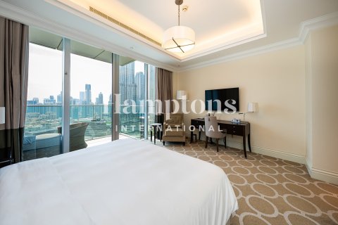 Снять в аренду квартиру в Даунтаун Дубай (Даунтаун Бурдж Дубай), Дубай: 2 спальни, 162.67315300м², № 90707 - фото 4