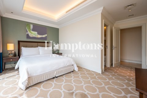 Снять в аренду квартиру в Даунтаун Дубай (Даунтаун Бурдж Дубай), Дубай: 2 спальни, 162.67315300м², № 90707 - фото 2