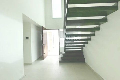 Снять в аренду таунхаус в Al Manara, Jumeirah Village Triangle, Дубай: 4 спальни, 205.96595100м², № 90706 - фото 4