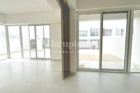 Снять в аренду таунхаус в Al Manara, Jumeirah Village Triangle, Дубай: 4 спальни, 205.96595100м², № 90706 - фото 7