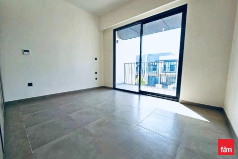 Снять в аренду виллу в Дубае: 3 спальни, 174м², № 76903 - фото 2