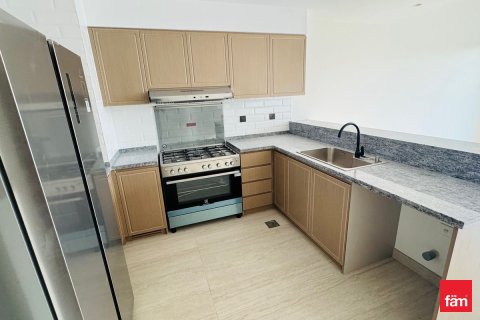 Снять в аренду таунхаус в Дубае: 4 спальни, 211.5м², № 76901 - фото 11