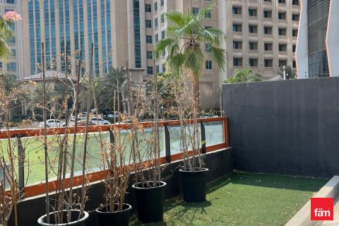 Apartment in Al Jaddaf, Dubai 3 bedrooms, 192.4 sq.m. № 100929 - photo 4
