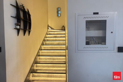 Apartment in Al Jaddaf, Dubai 3 bedrooms, 192.4 sq.m. № 100929 - photo 11