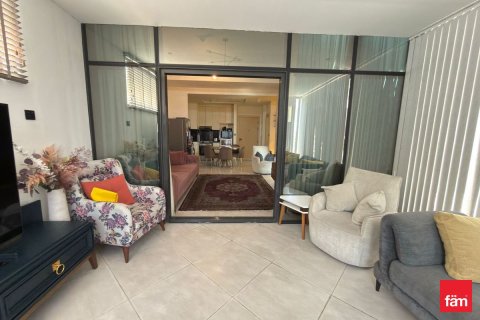Apartment in Al Jaddaf, Dubai 3 bedrooms, 192.4 sq.m. № 100929 - photo 12