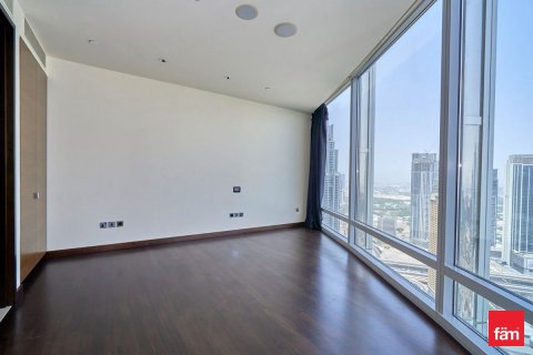 Apartment in Downtown Dubai (Downtown Burj Dubai), Dubai 2 bedrooms, 165.2 sq.m. № 100882 - photo 2