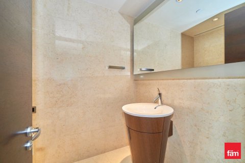 Apartment in Downtown Dubai (Downtown Burj Dubai), Dubai 2 bedrooms, 165.2 sq.m. № 100882 - photo 12