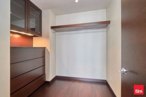 Apartment in Downtown Dubai (Downtown Burj Dubai), Dubai 2 bedrooms, 165.2 sq.m. № 100882 - photo 8