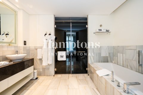 Apartment in FIVE Palm Jumeirah, Palm Jumeirah, Dubai 2 bedrooms, 114.64230200 sq.m. № 101373 - photo 24