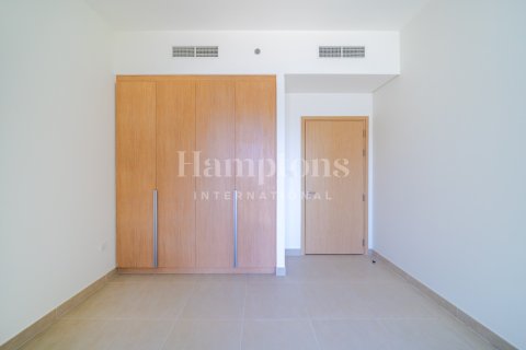 Apartment in Mina Rashid, Dubai 1 bedroom, 65.86822700 sq.m. № 101385 - photo 4