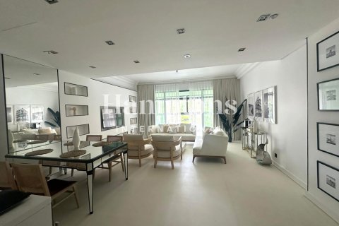 Apartment in FIVE Palm Jumeirah, Palm Jumeirah, Dubai 1 bedroom, 106.28103200 sq.m. № 101377 - photo 12