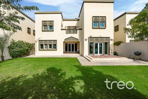 Villa in Regional, Jumeirah Park, Dubai 3 bedrooms, 284.56 sq.m. № 139836 - photo 5