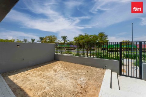 Townhouse in Dubai 3 bedrooms, 168 sq.m. № 49241 - photo 27
