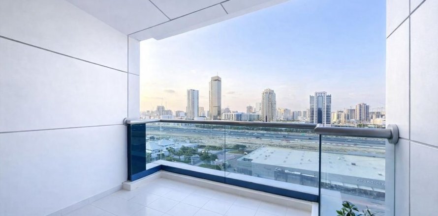 Appartement à Dubai Sports City, Dubai, 2 chambres, 127 m², № 100020