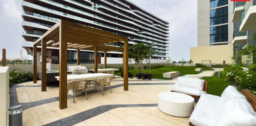 Apartment in Dubai Hills Estate, Dubai 2 bedrooms, 126.4 sq.m. № 100009